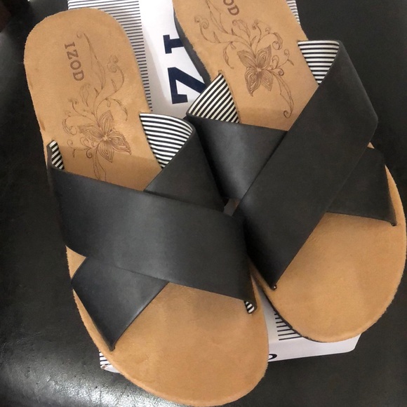 izod womens sandals
